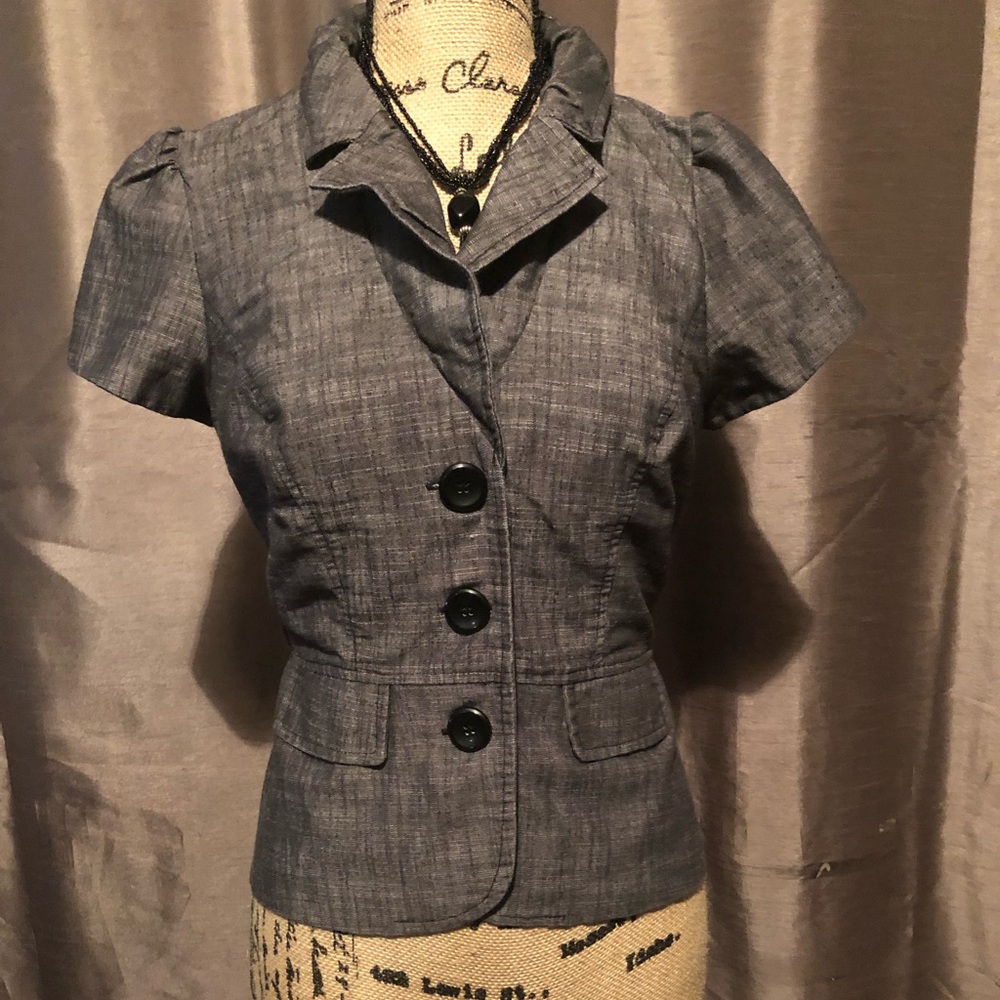 Takara Short-Sleeve blazer